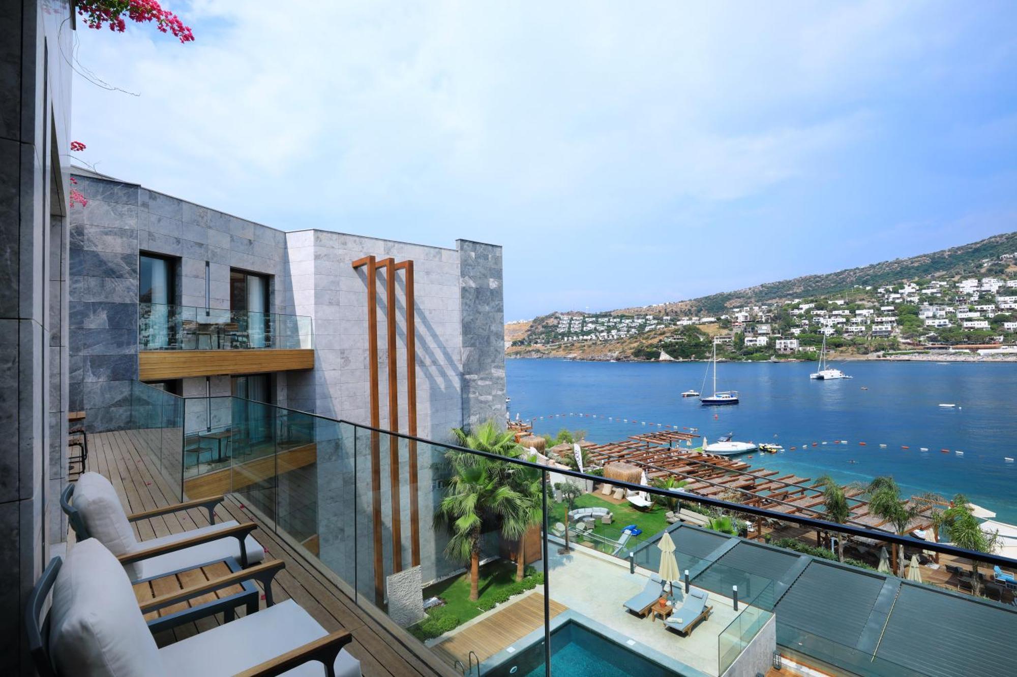 Mare Deluxe Residences & 4*