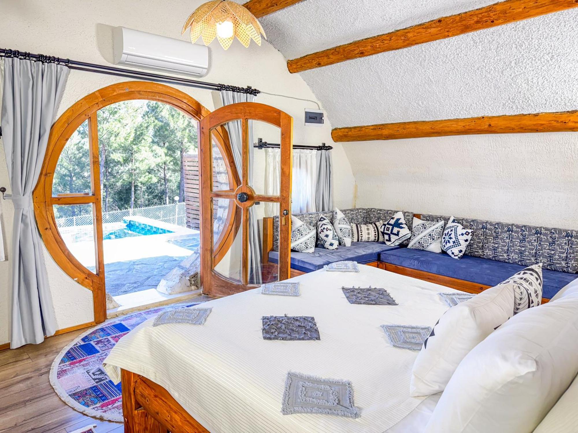 Maison Hill Hobbit & Boutique Antalya