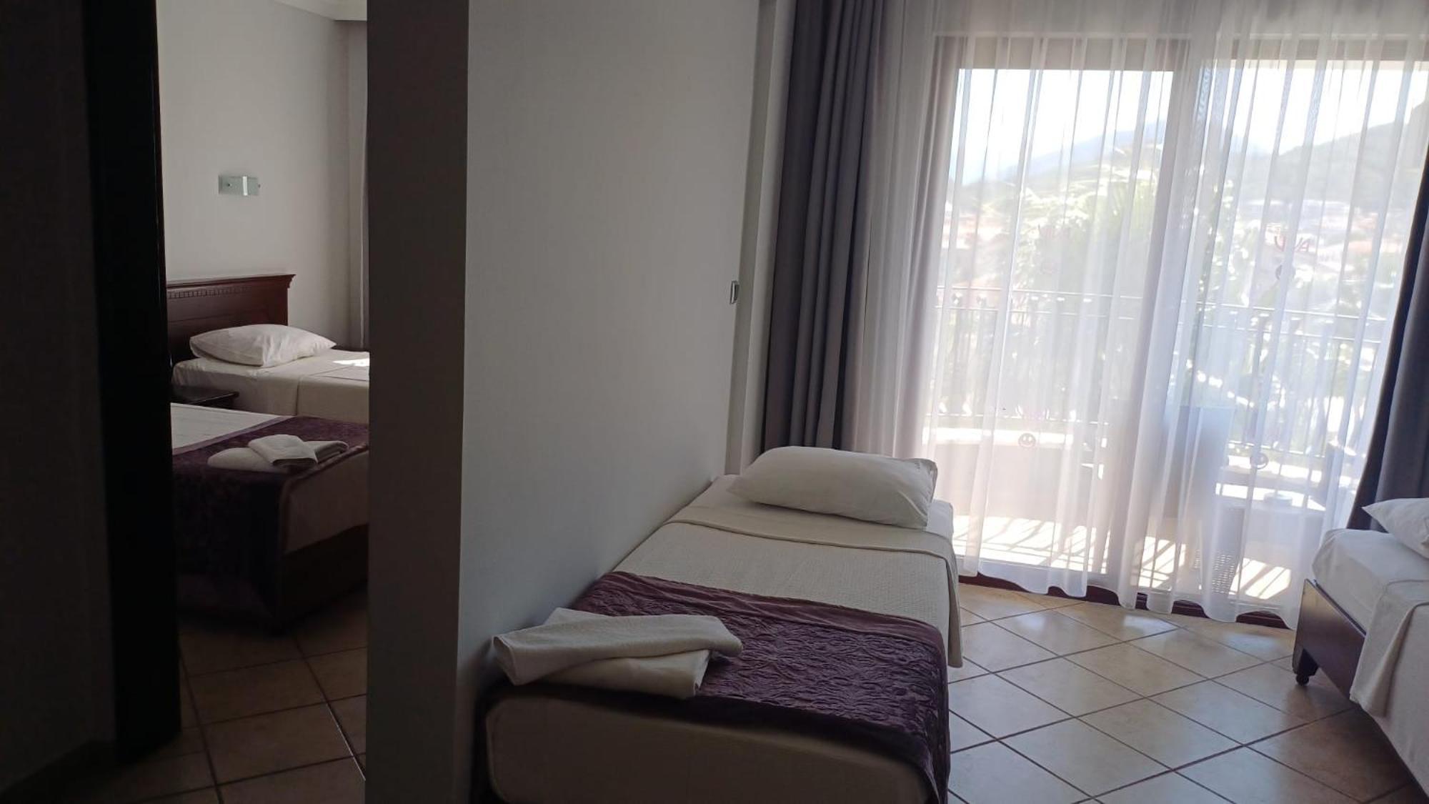 Hotel Club Viva 4*