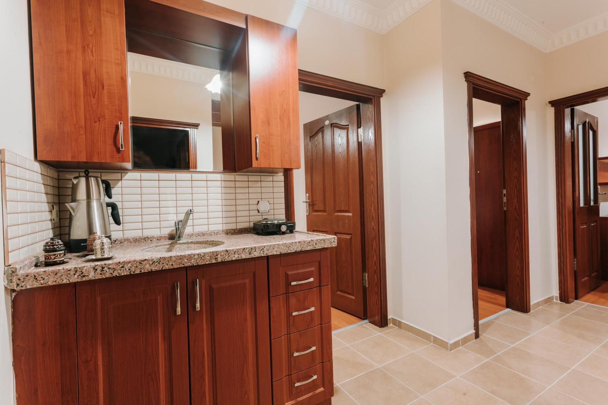 Nazli Aparts Apartment *