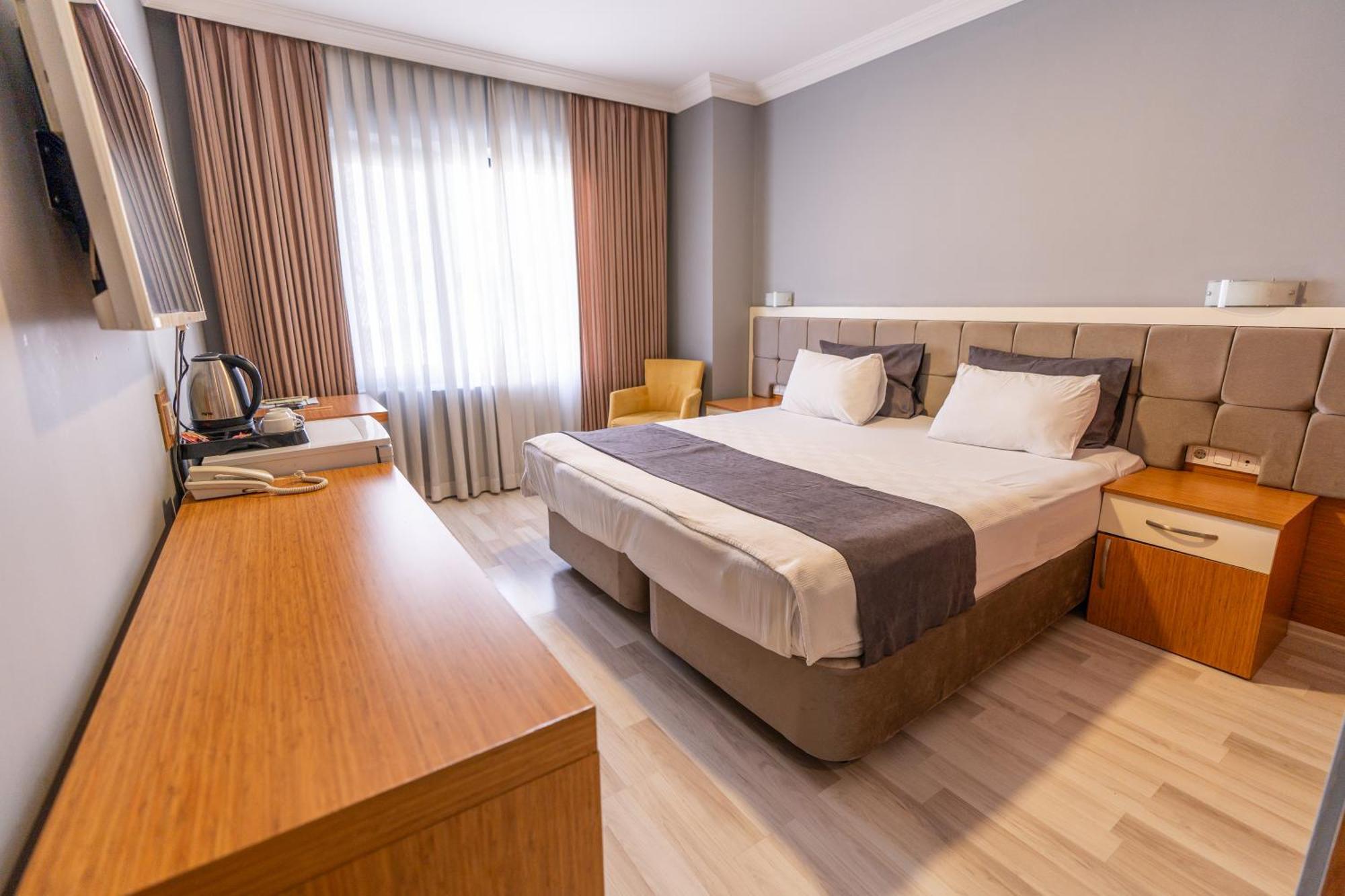 Emsa Palace Darica (Marmara)