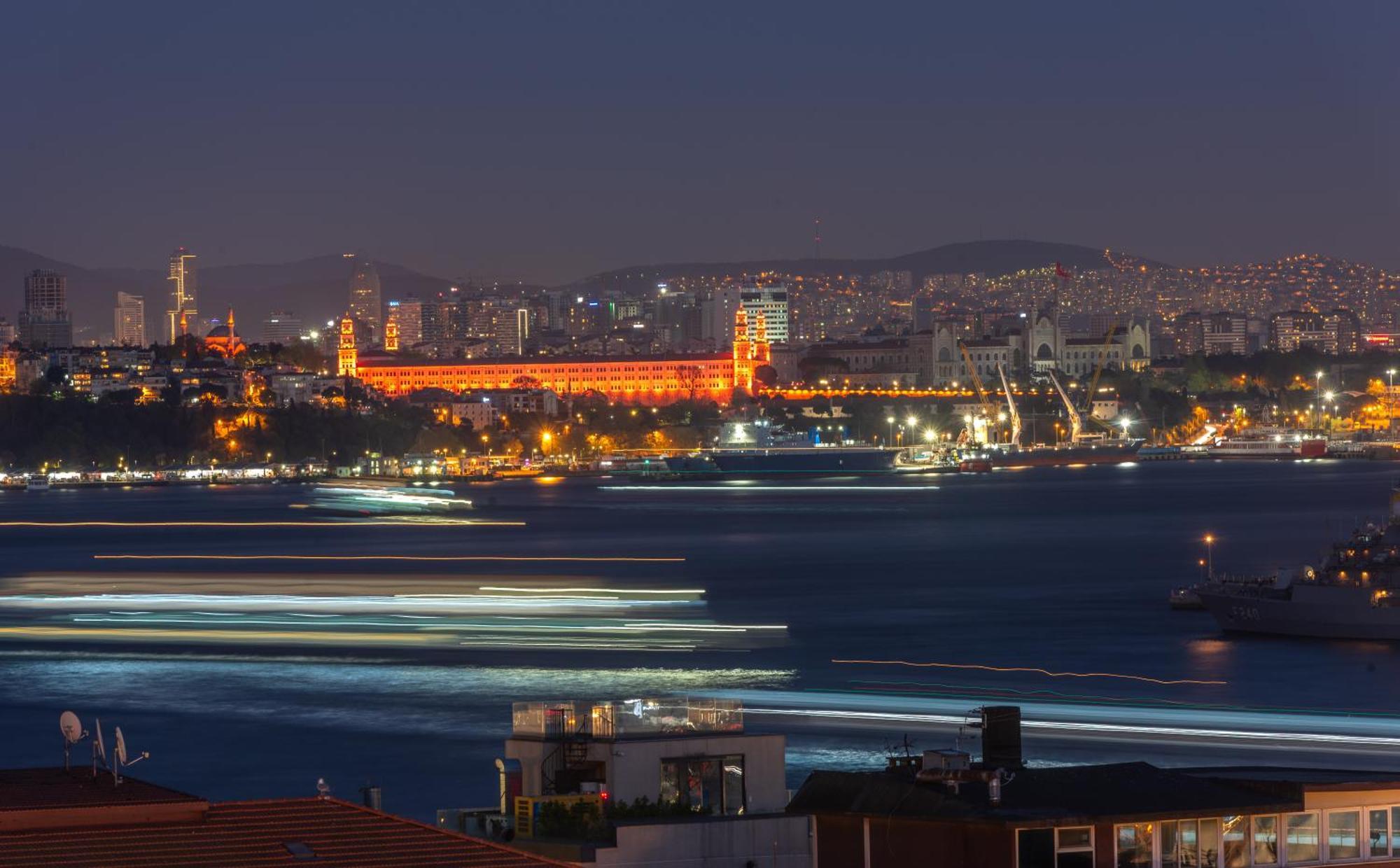 Momento Golden Horn 4*