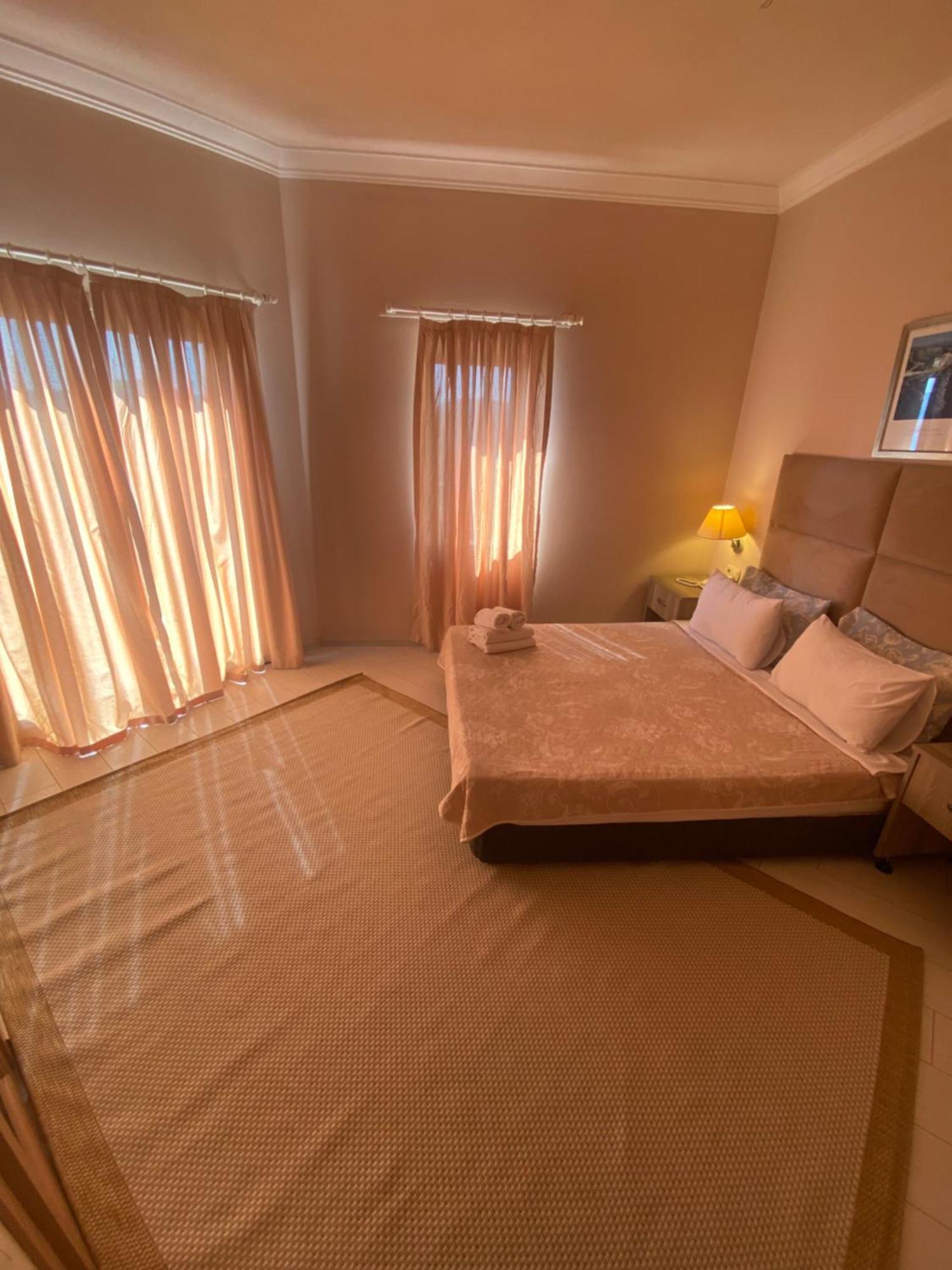 Amilla Hotel 4*