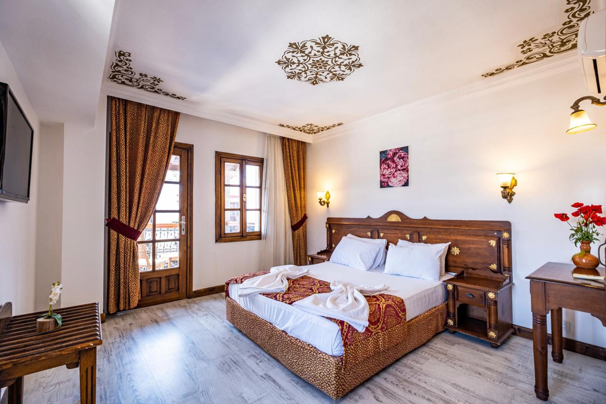 Hotel Costa Bitezhan