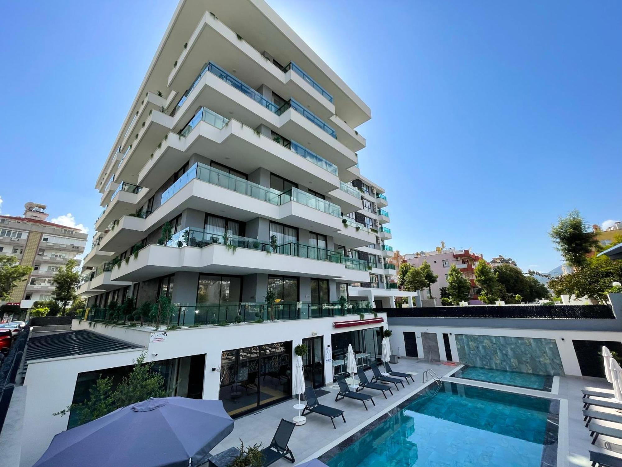 Sa Apartments! 150M To The Cleopatra Beach Apartment