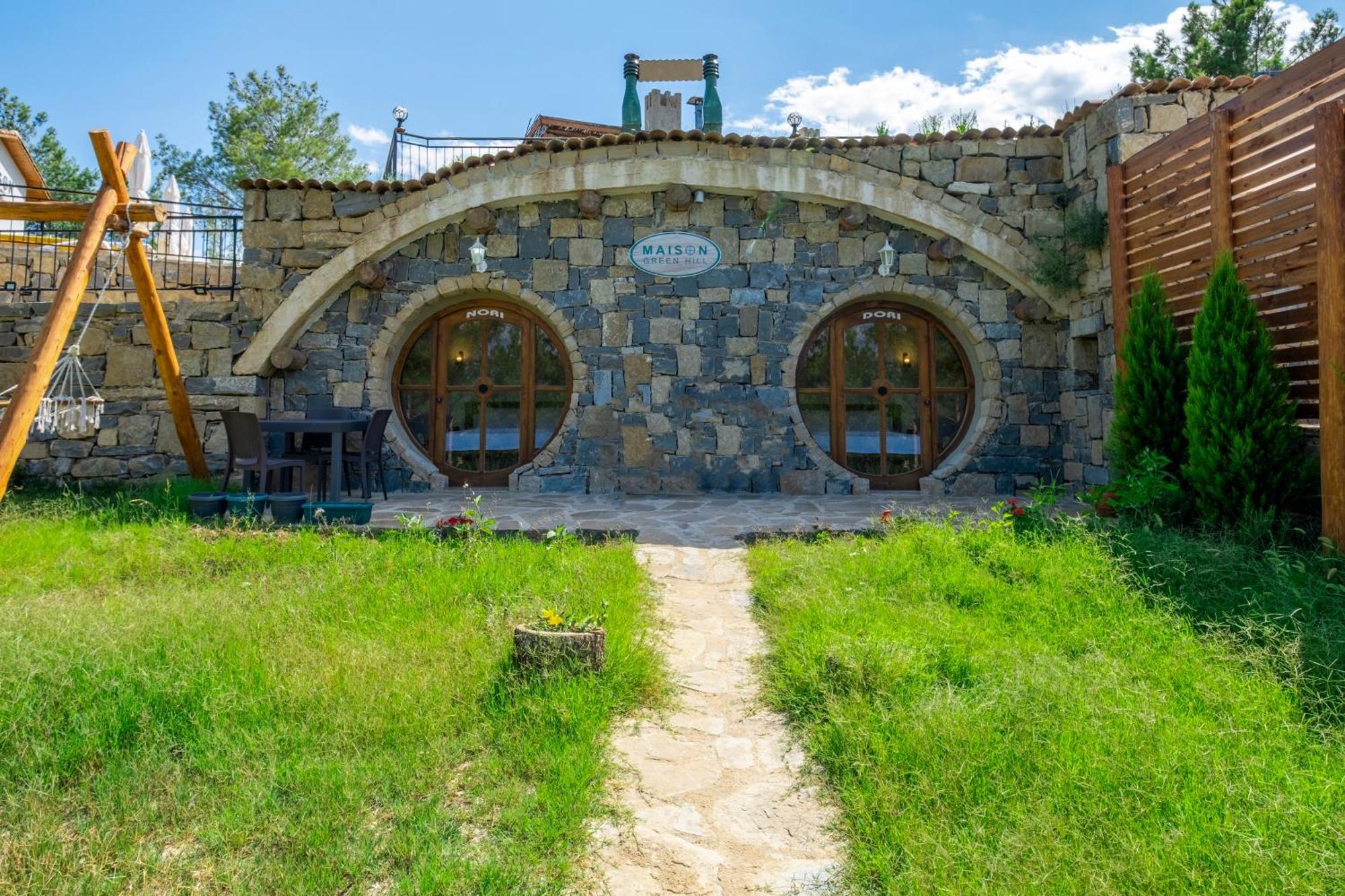 Maison Hill Hobbit & Boutique Hotel