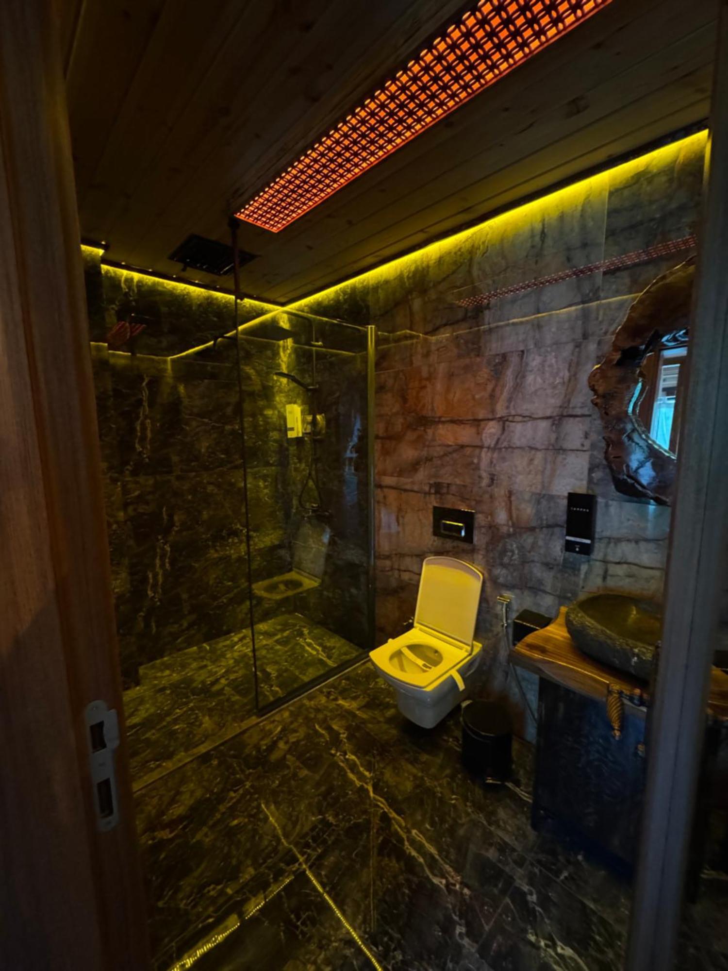 Navi Aparthotel *