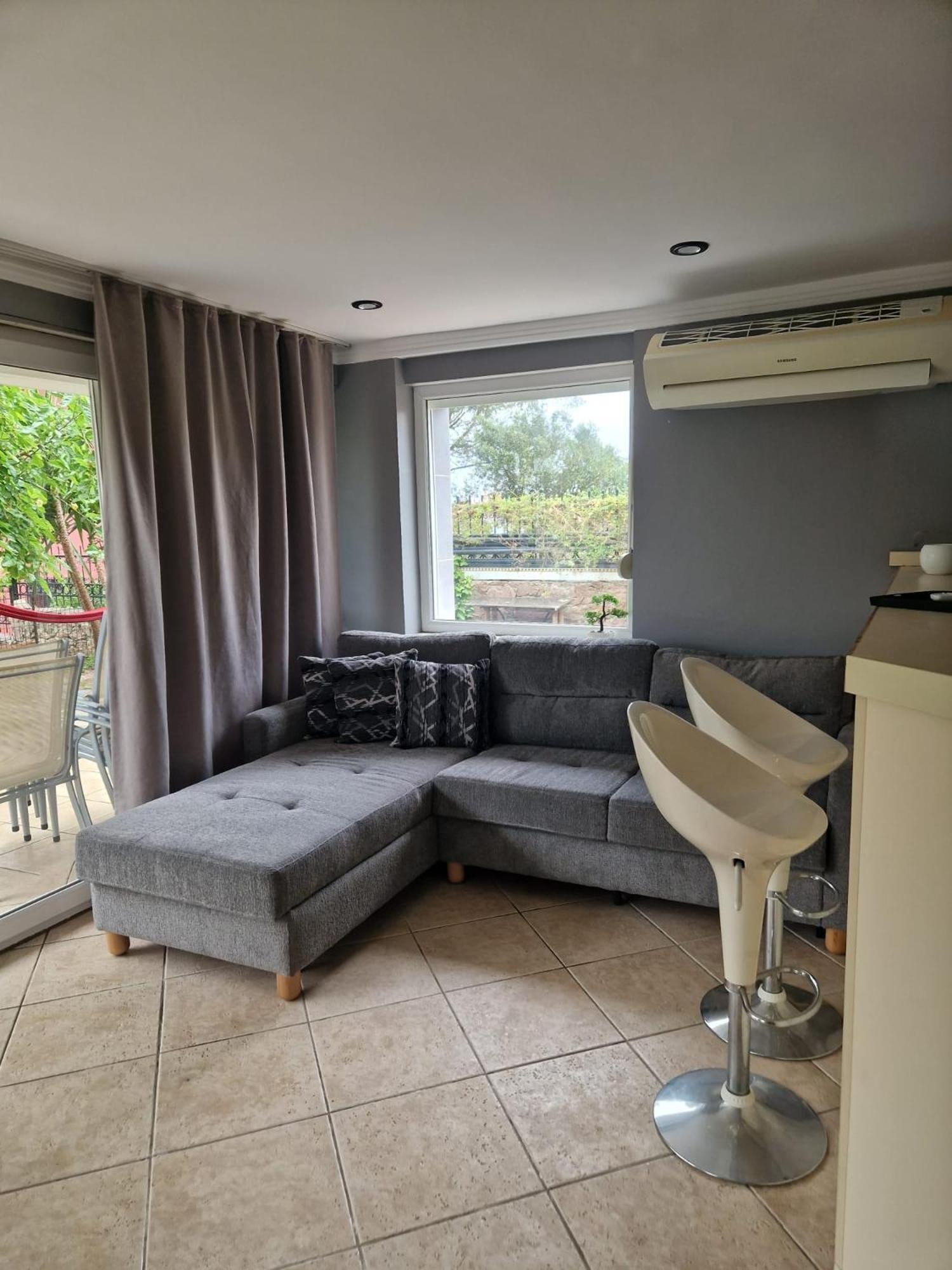 2 Rooms Apartment With Garden * Ayvalik