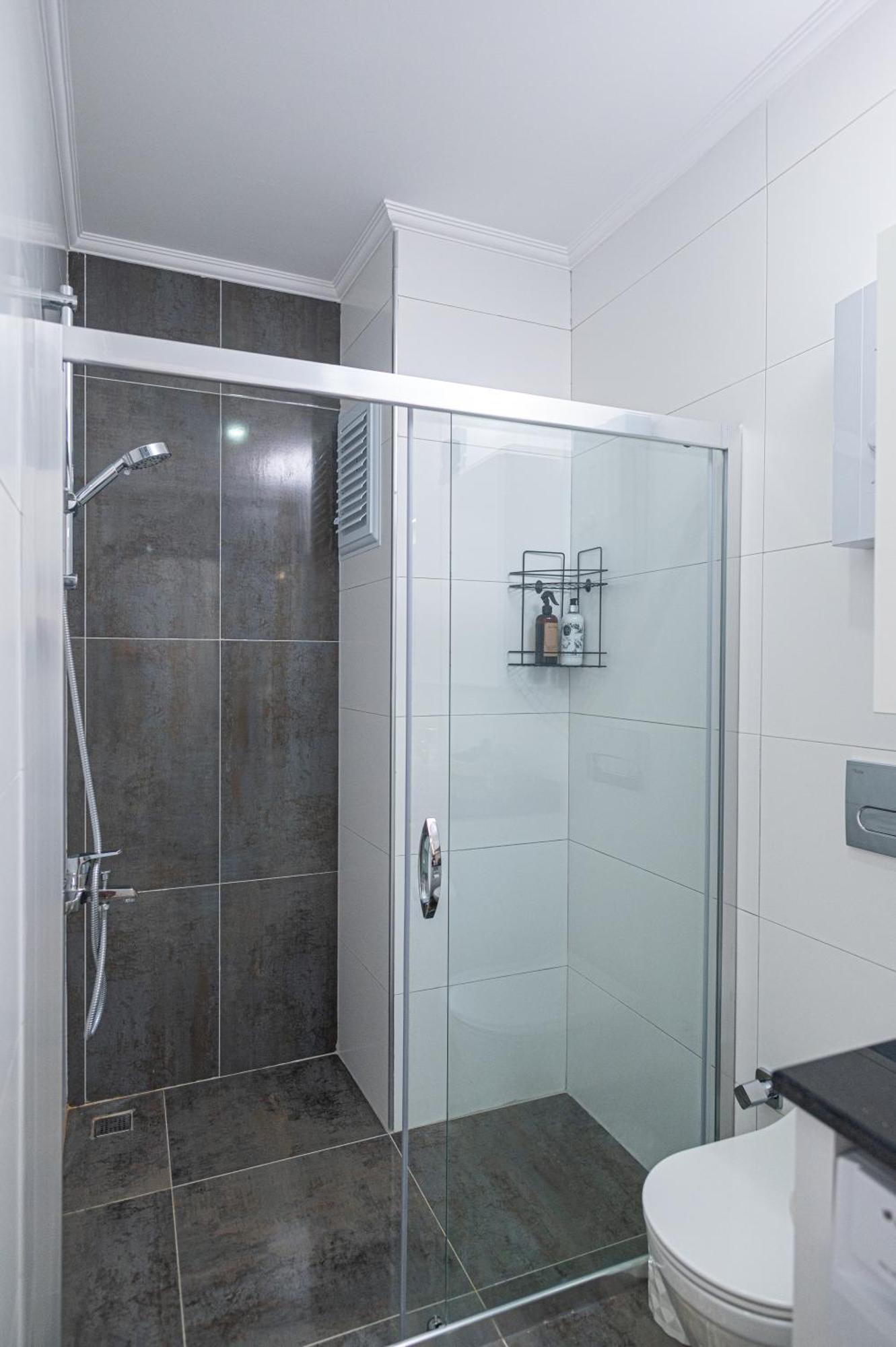 Sa Apartments! 150M To The Cleopatra Beach *