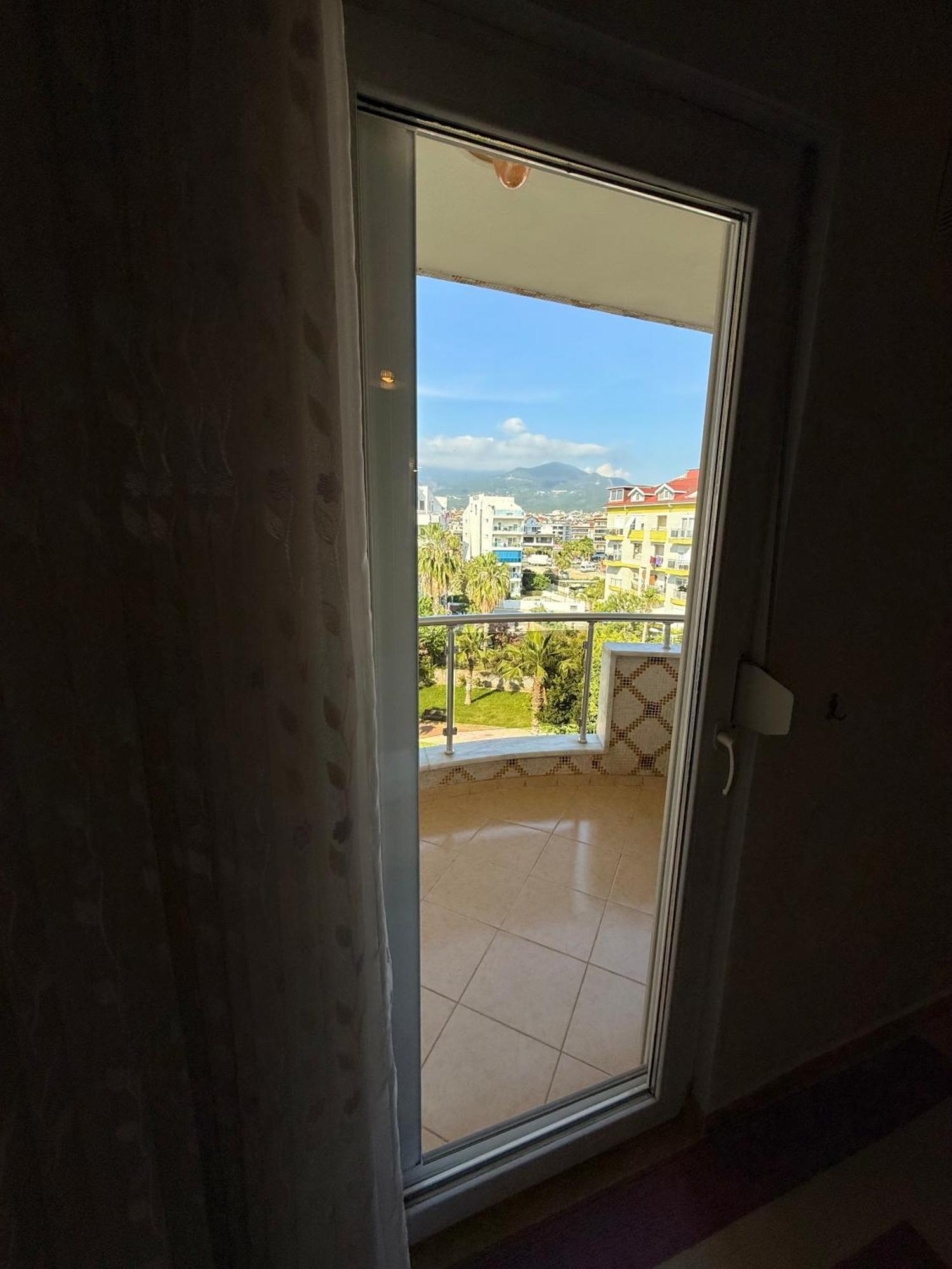 Apartment Family 2bd Flat 150m To The