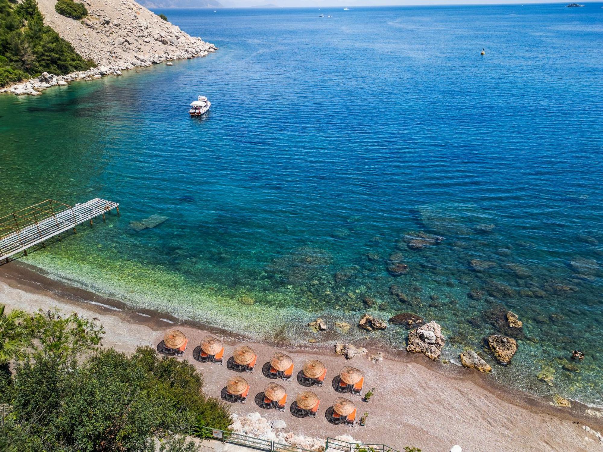Eden Pyara Hotel