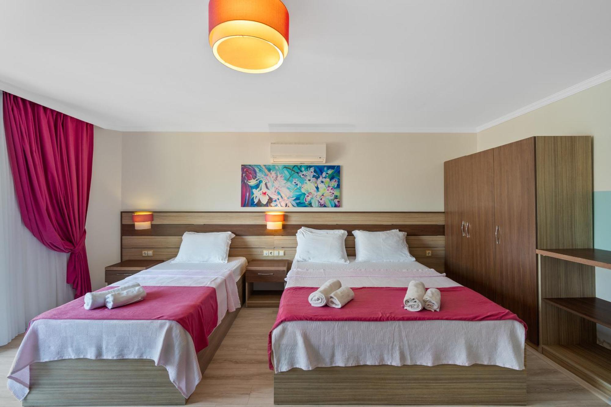 Eden Pyara Hotel