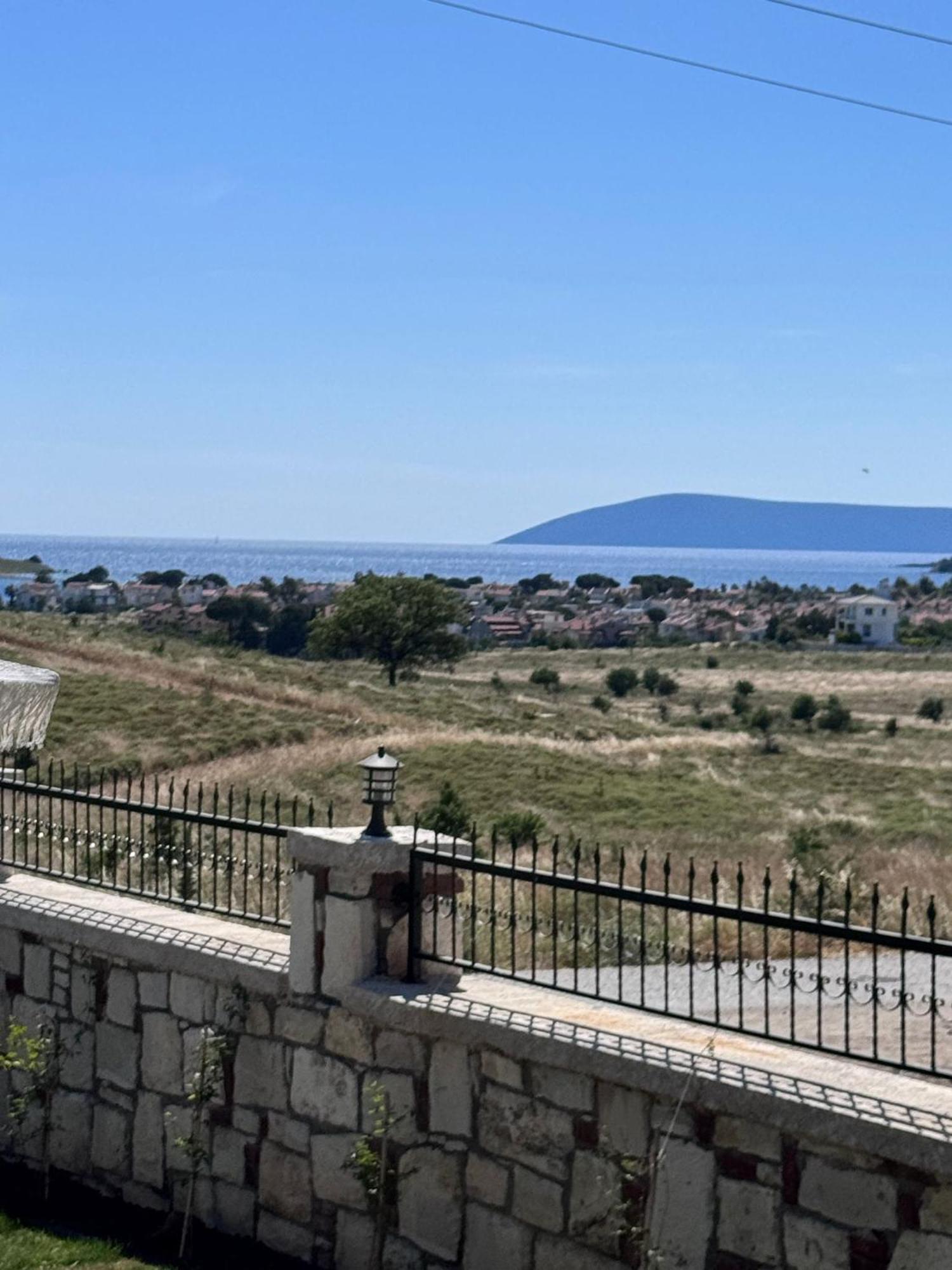 Kataraktis Villa