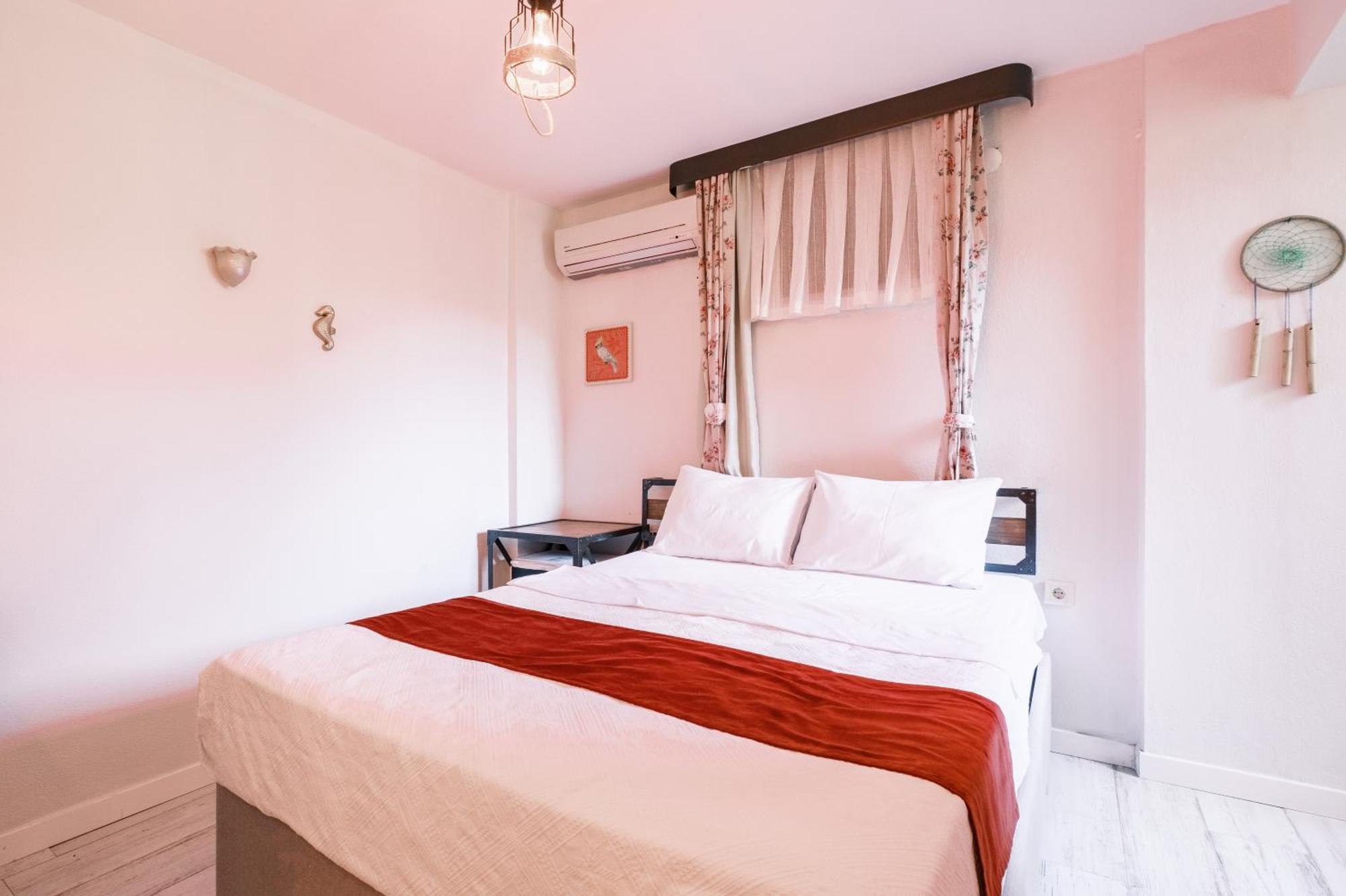 K Bed & Breakfast