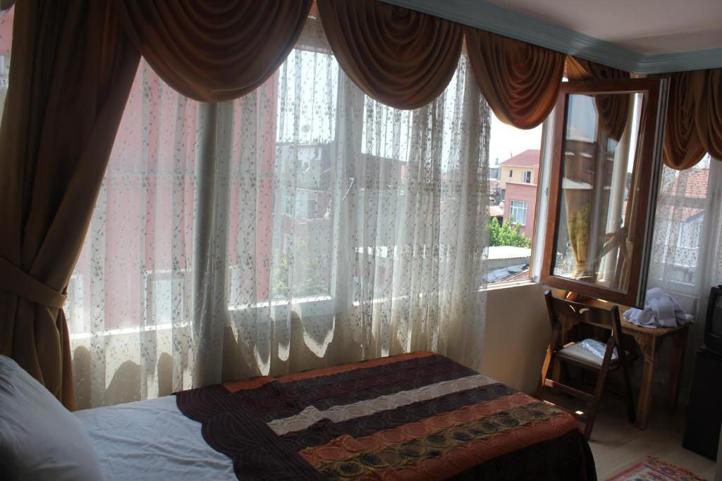 Sofia Corner Aparthotel