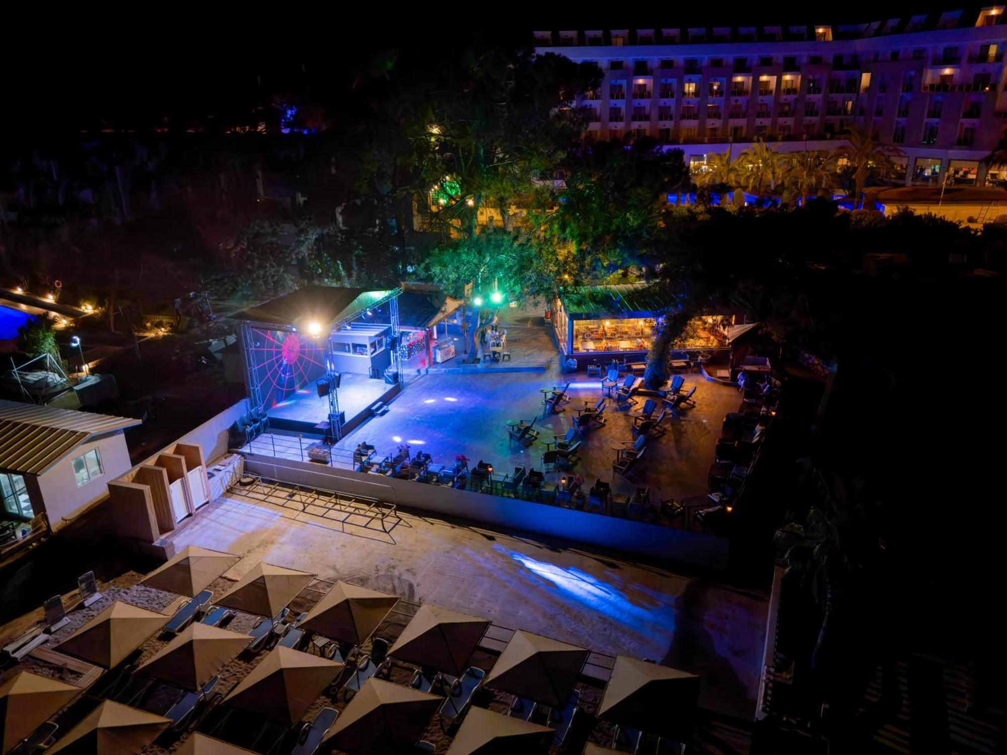 Rios Hotel