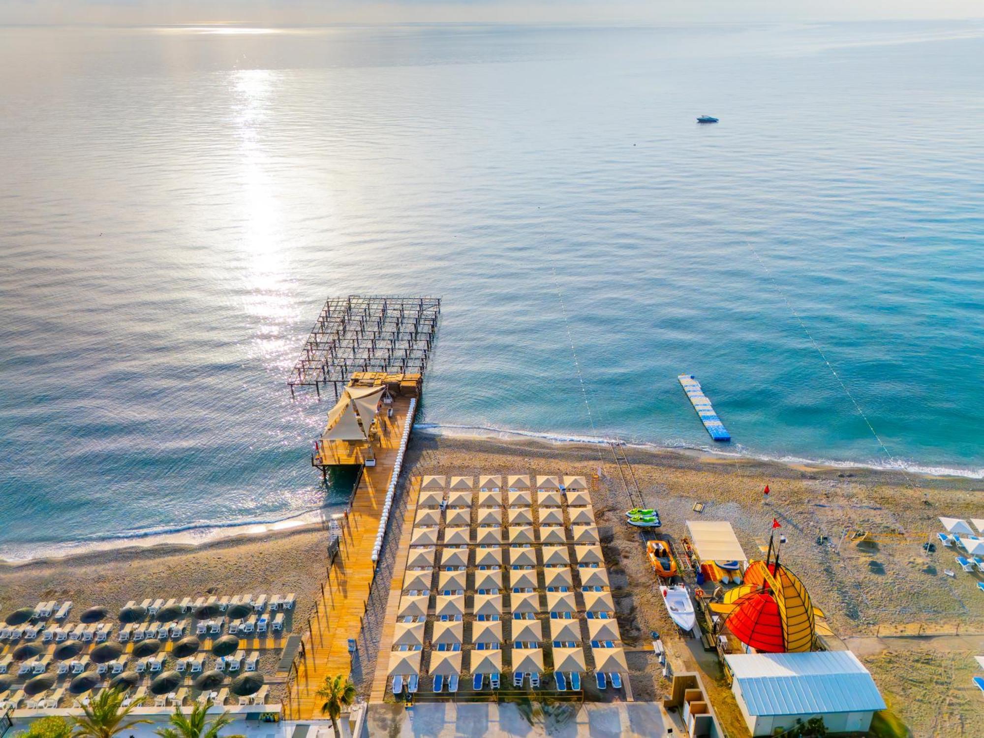 Rios Hotel 4*