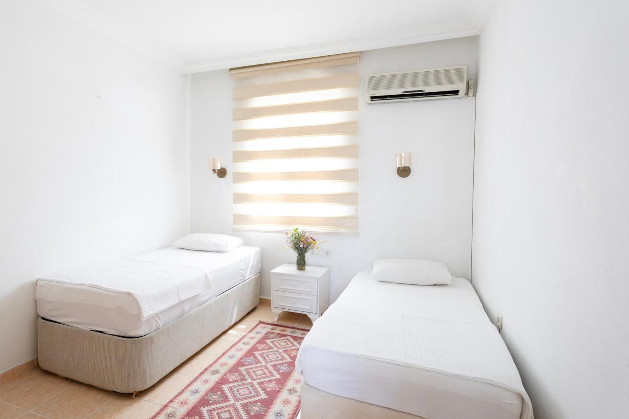 Aparthotel Kaya 2*