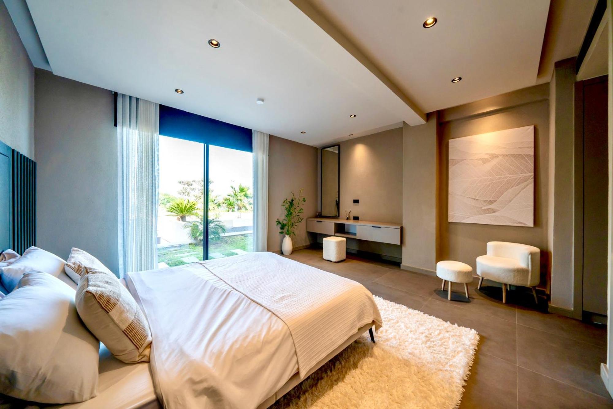 Villa Mansion With Sea And Rocks View, Housekeeper, Breakfast *
