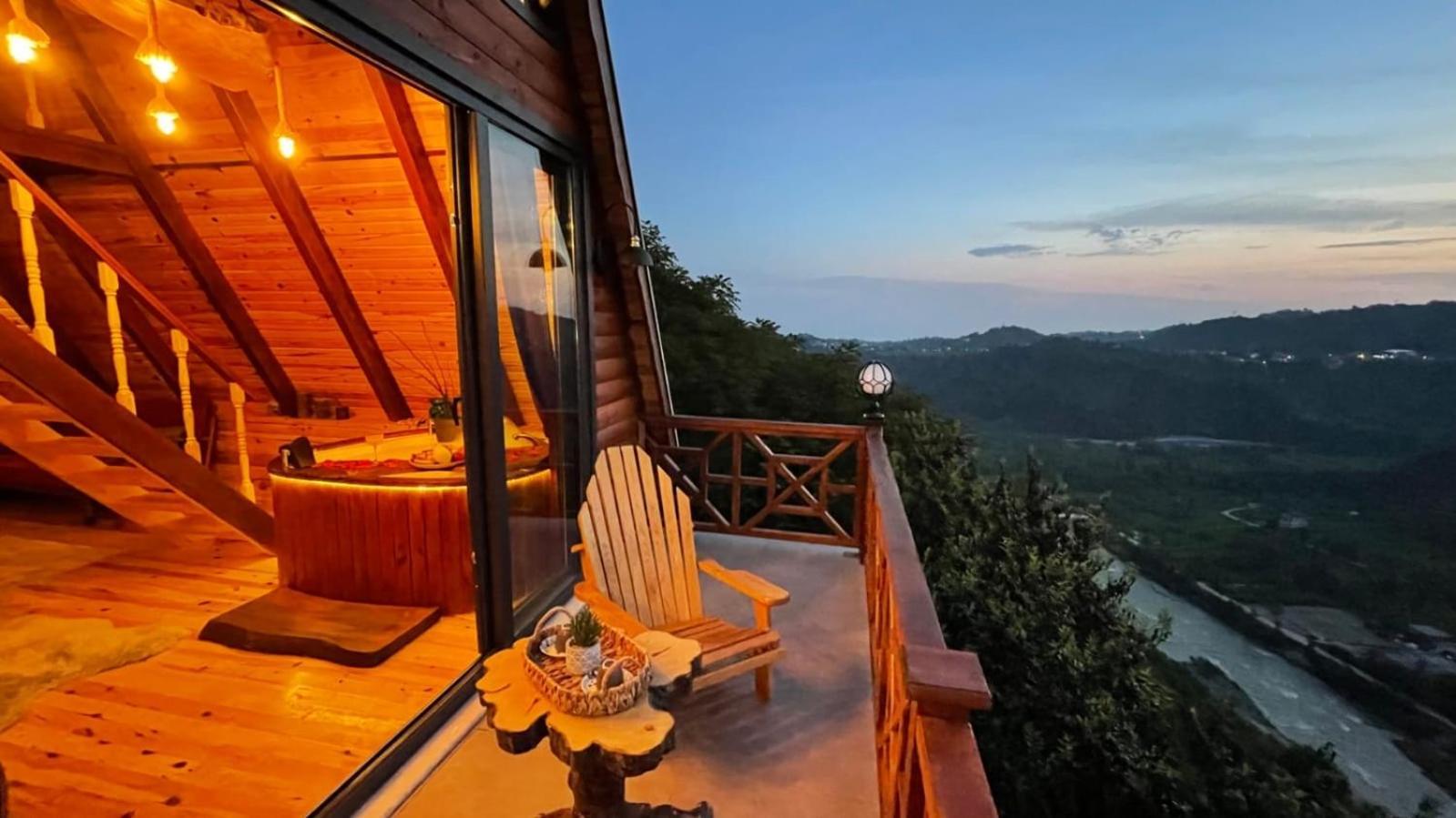 Hayatburda Country house *