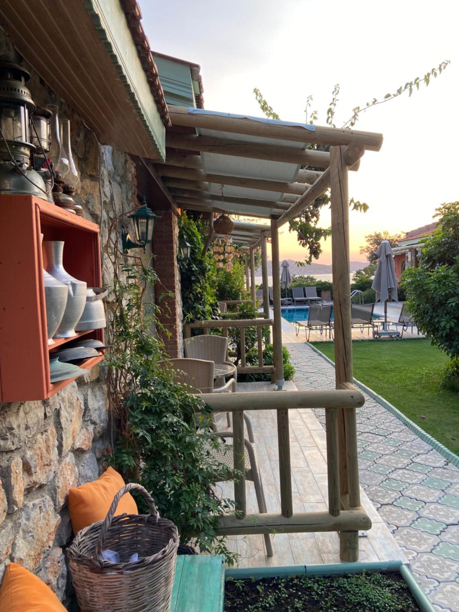 Guest house Suna House *