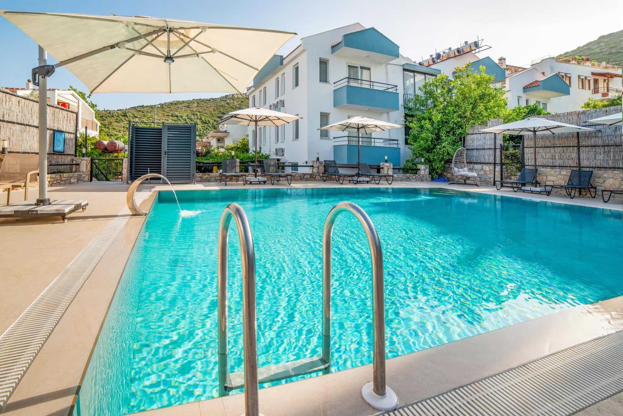 Oezguem Aparthotel Datca