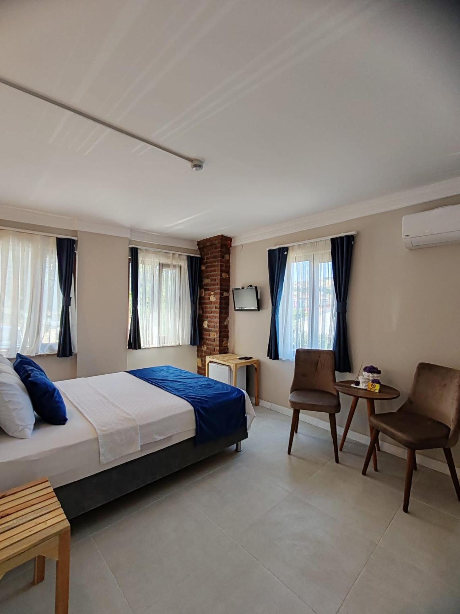 Aim Hotel