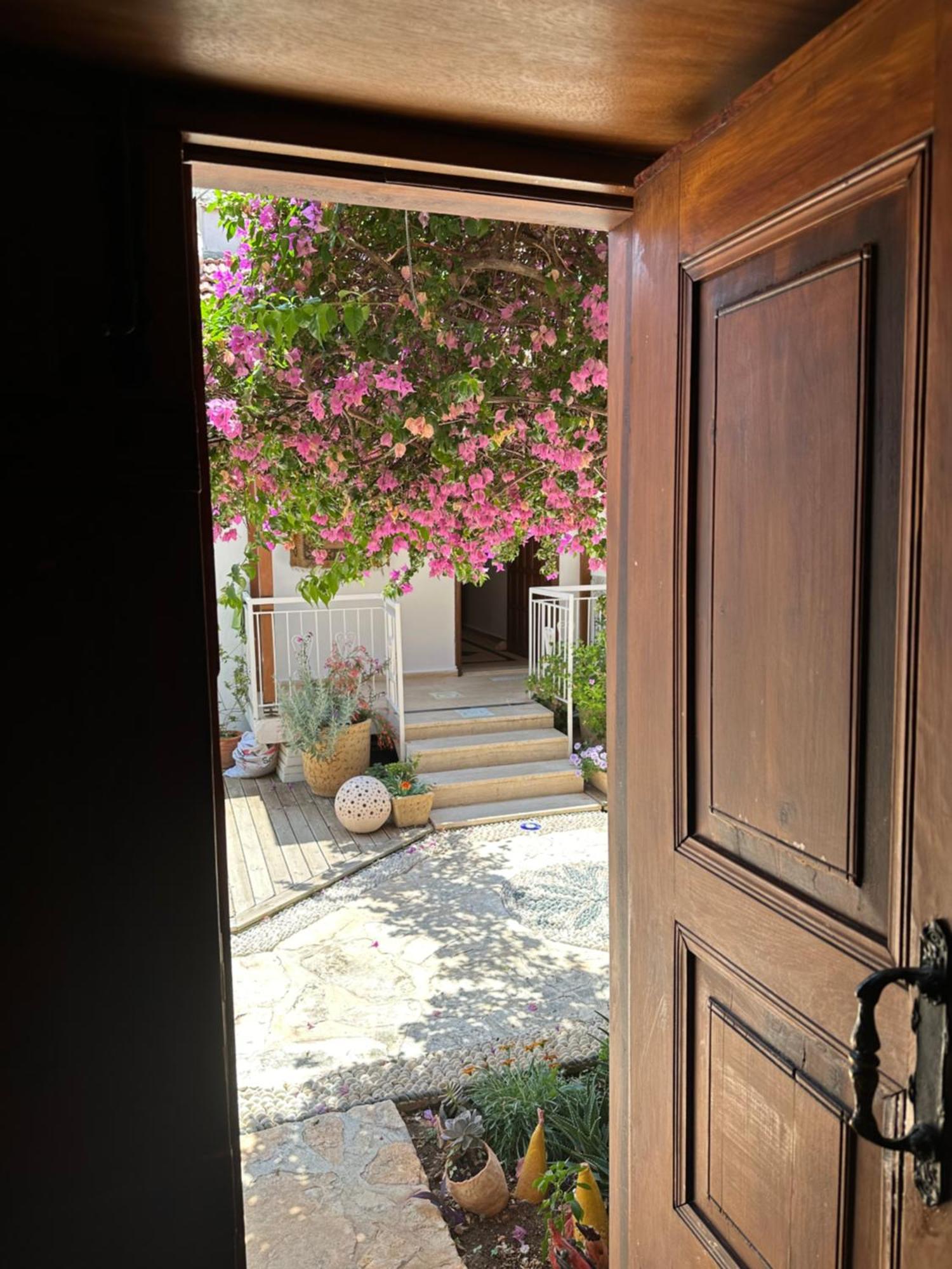 Hotel Courtyard *