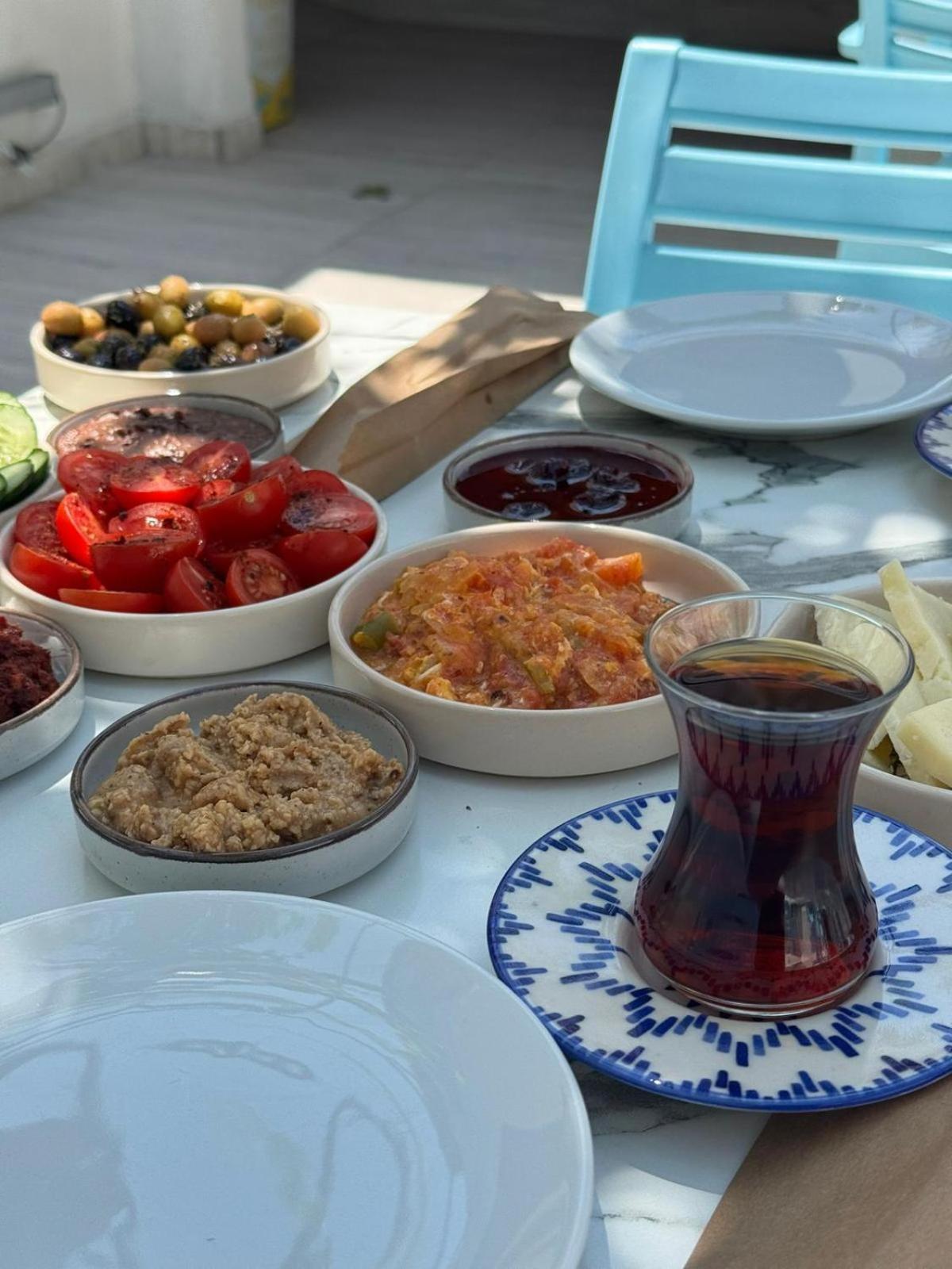 Ados Cesme