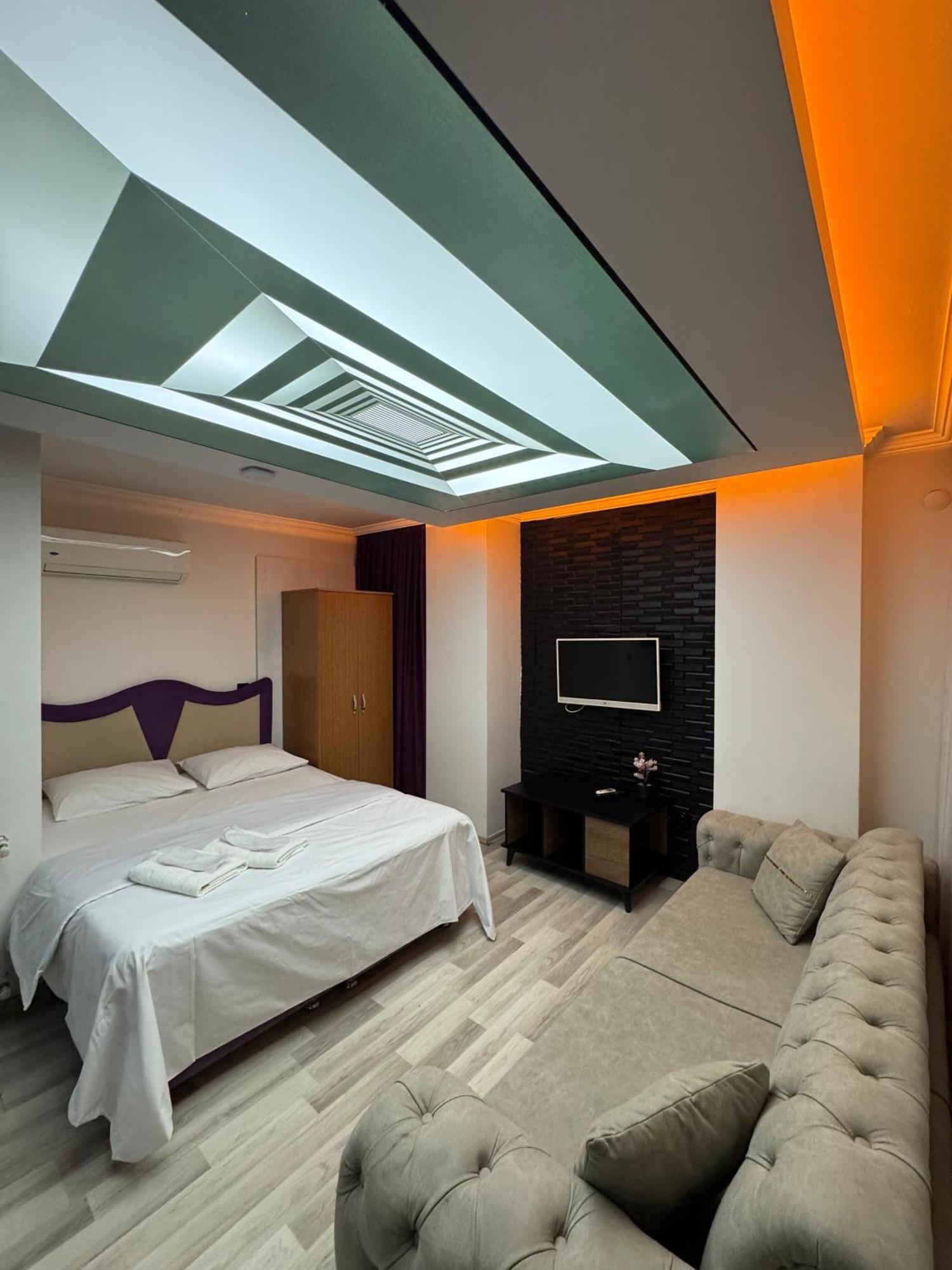 Uluhan Hotel *