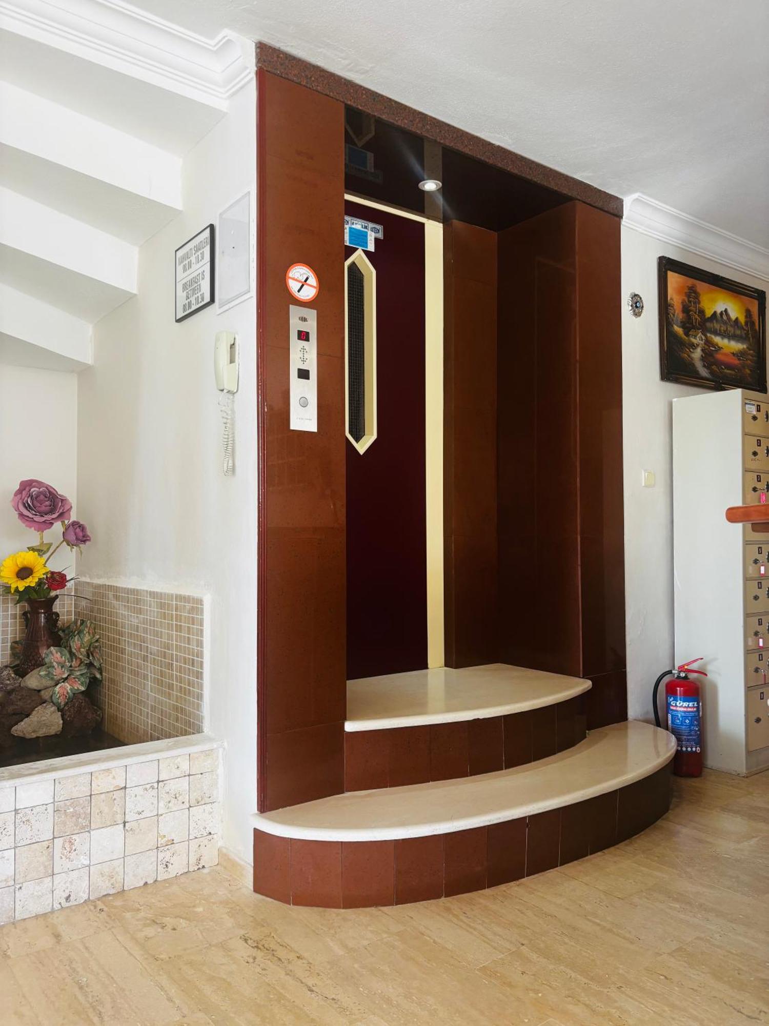 Aparthotel Albayrak *