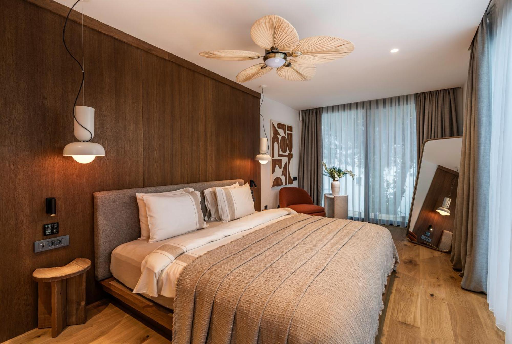 Cape Bodrum Luxury & Hotel