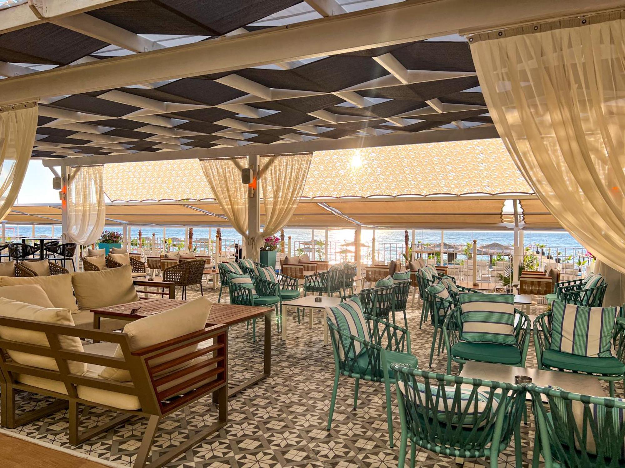 Catamaran Quality Times Resort 5*