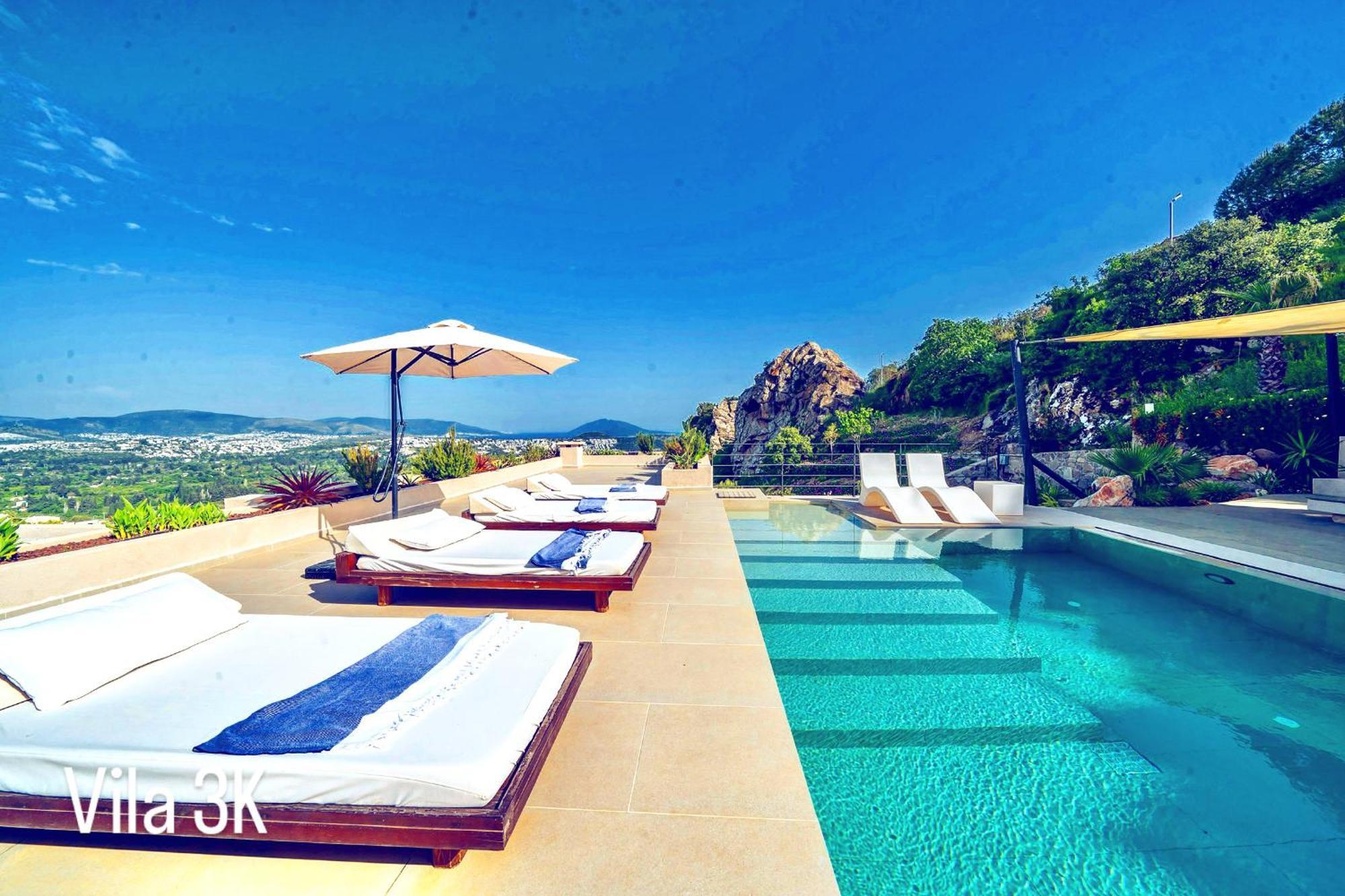Mansion With Sea And Rocks View, Housekeeper, Breakfast Villa Bitez