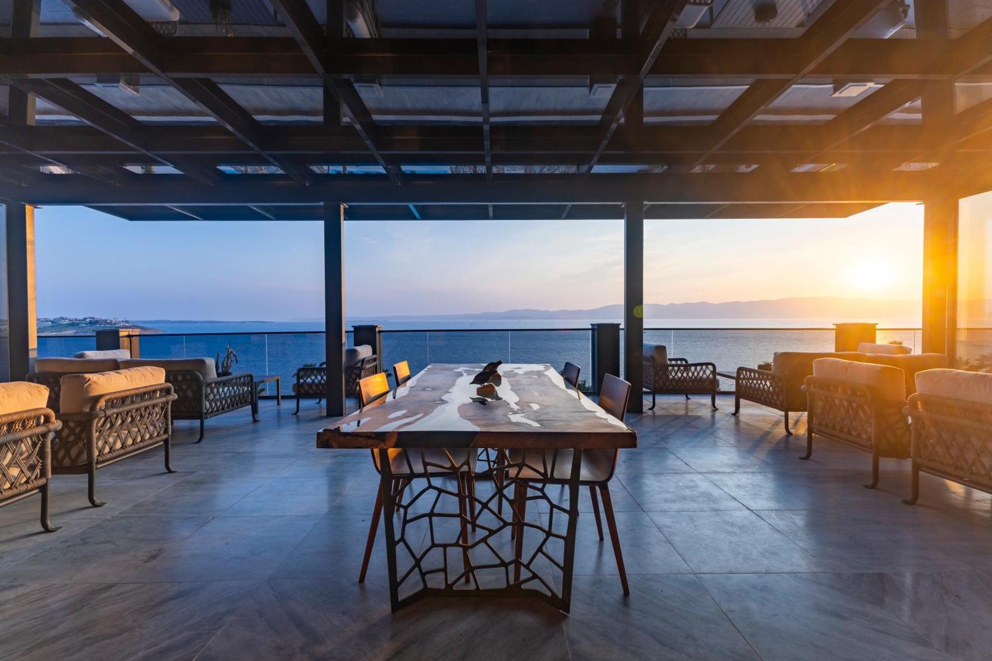 The Nowness Luxury & Adulty Only 4*