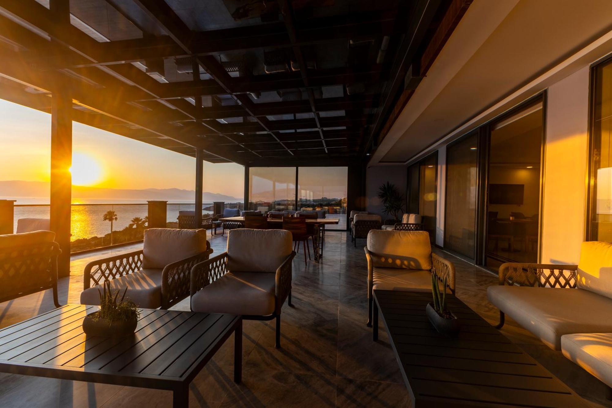 The Nowness Luxury & Adulty Only Hotel 4*
