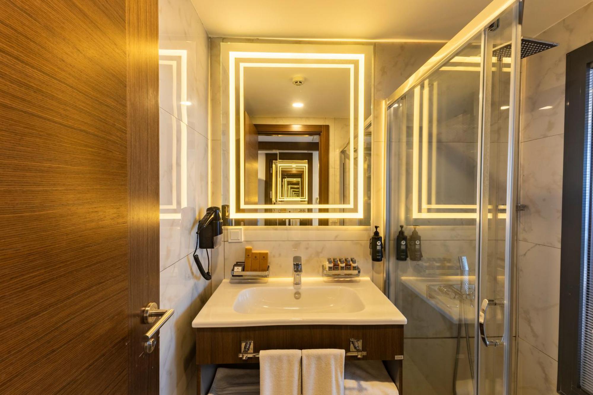 The Nowness Luxury & Adulty Only Cesme