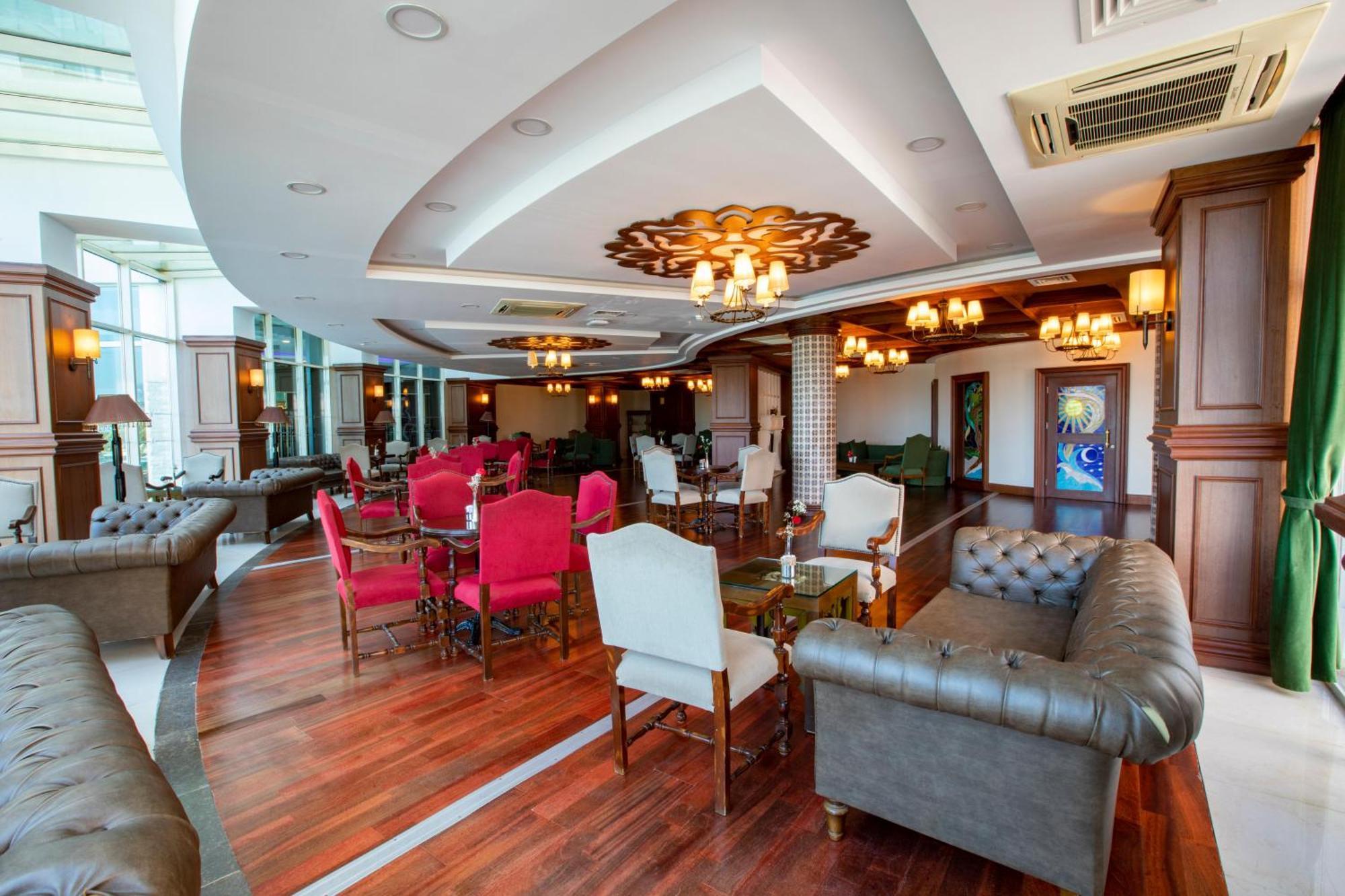 Resort Sherwood Exclusive Lara 5*