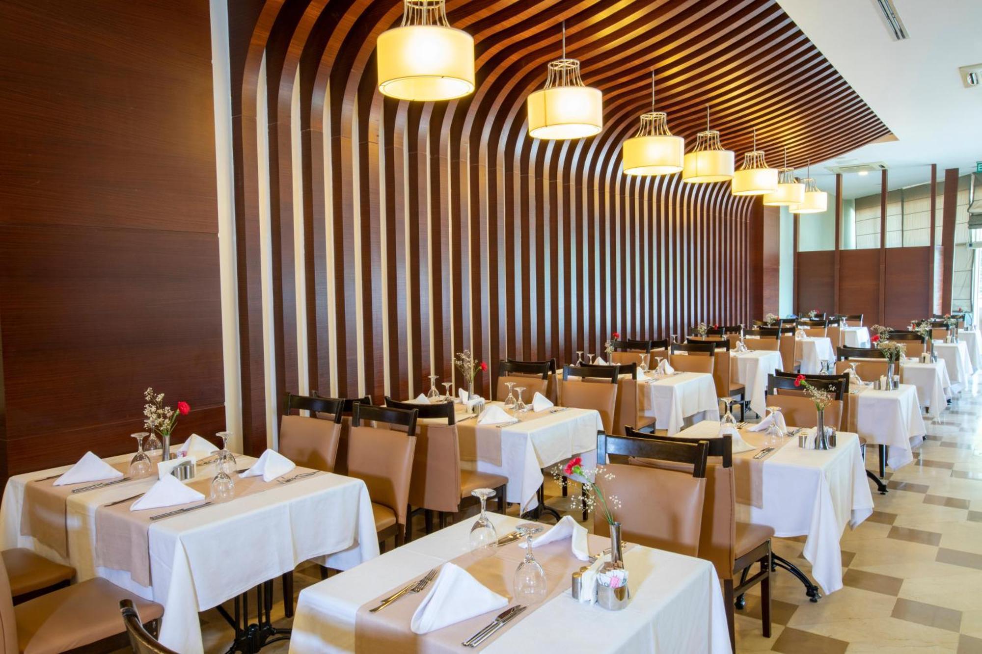 Resort Sherwood Exclusive Lara 5*