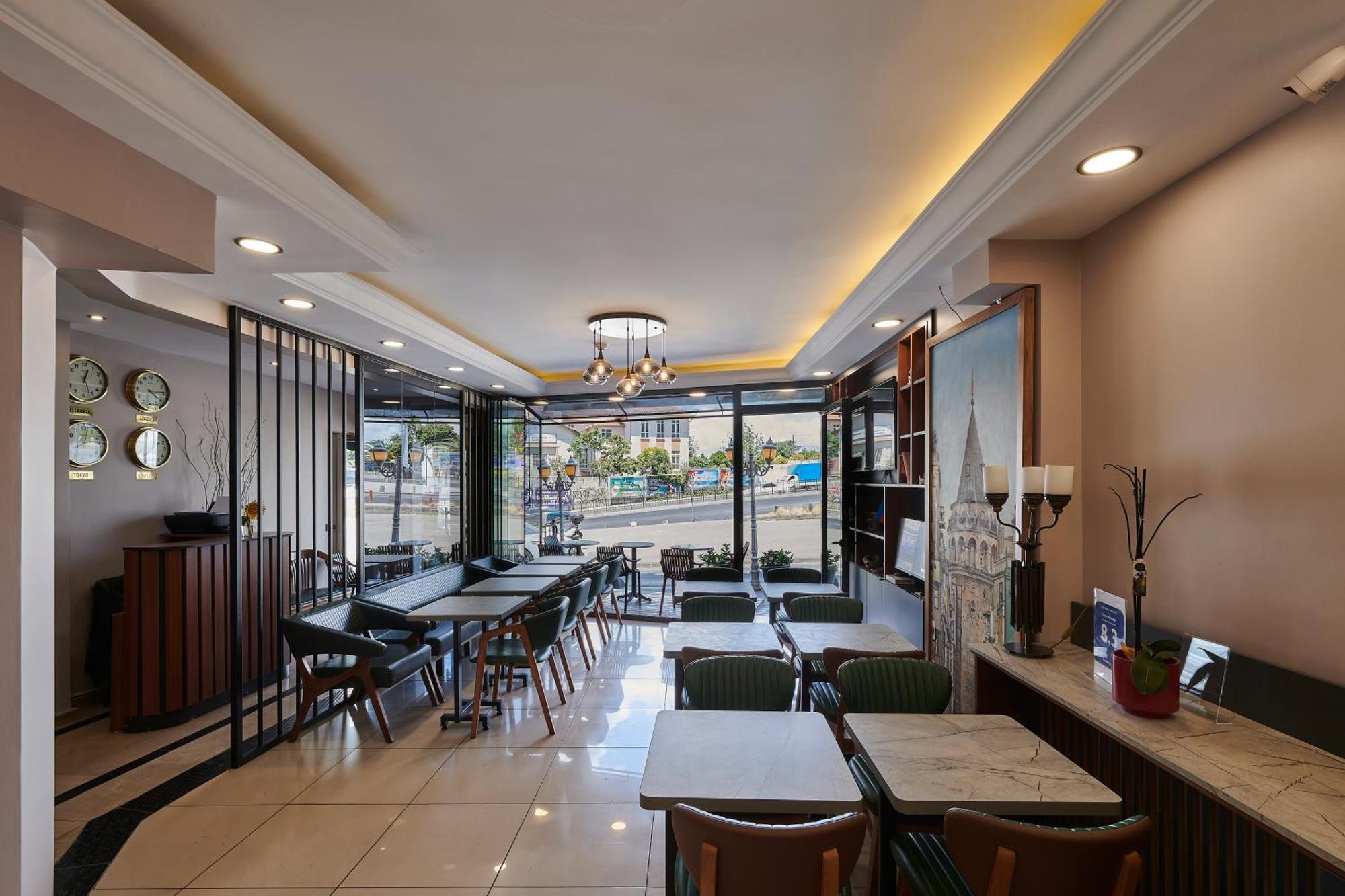 Pera Life Hotel