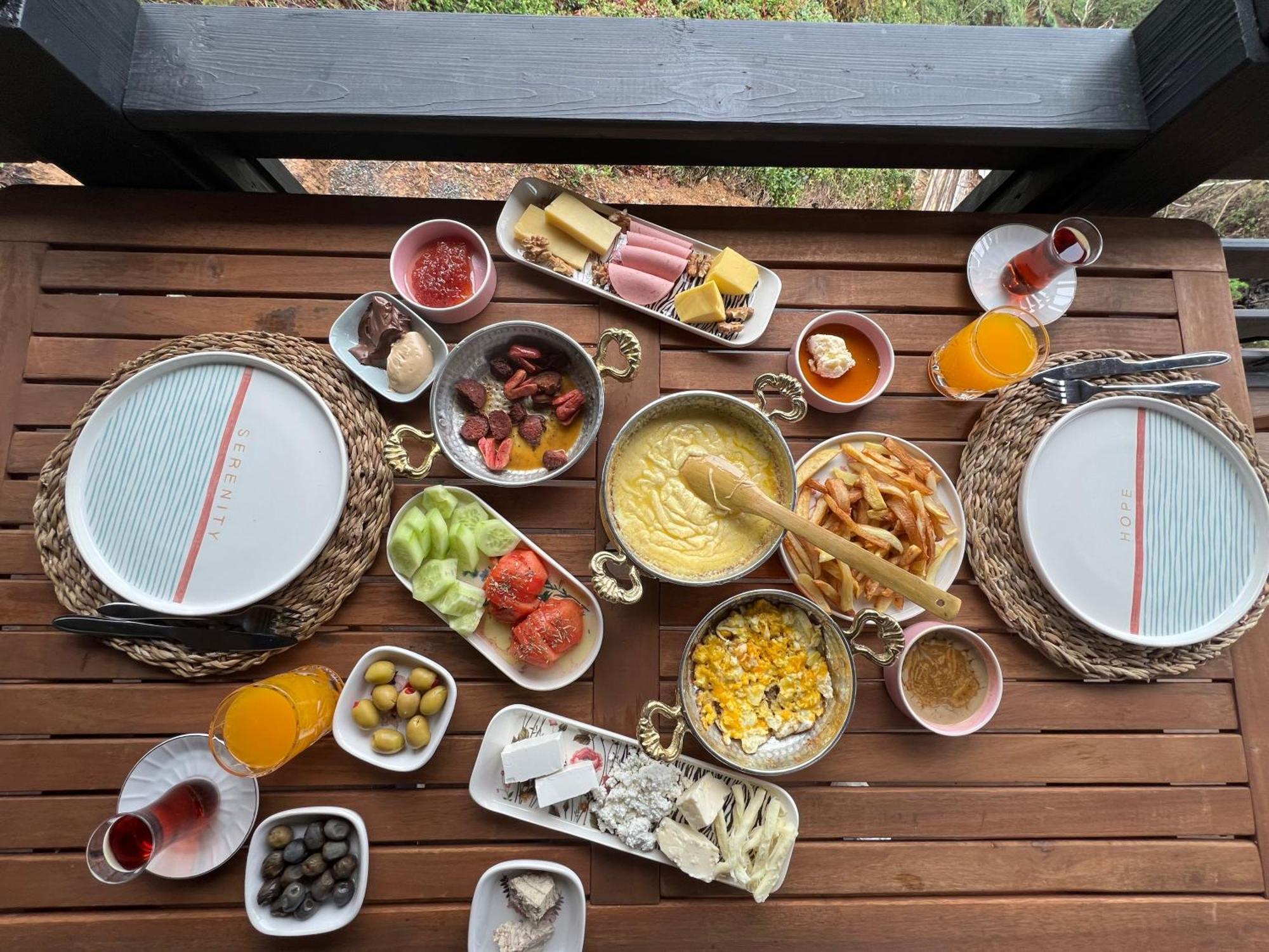 Ediz Chalet Ardesen