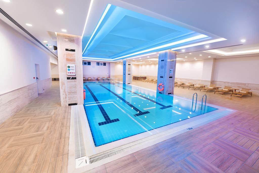 Downtown Hotel 5*