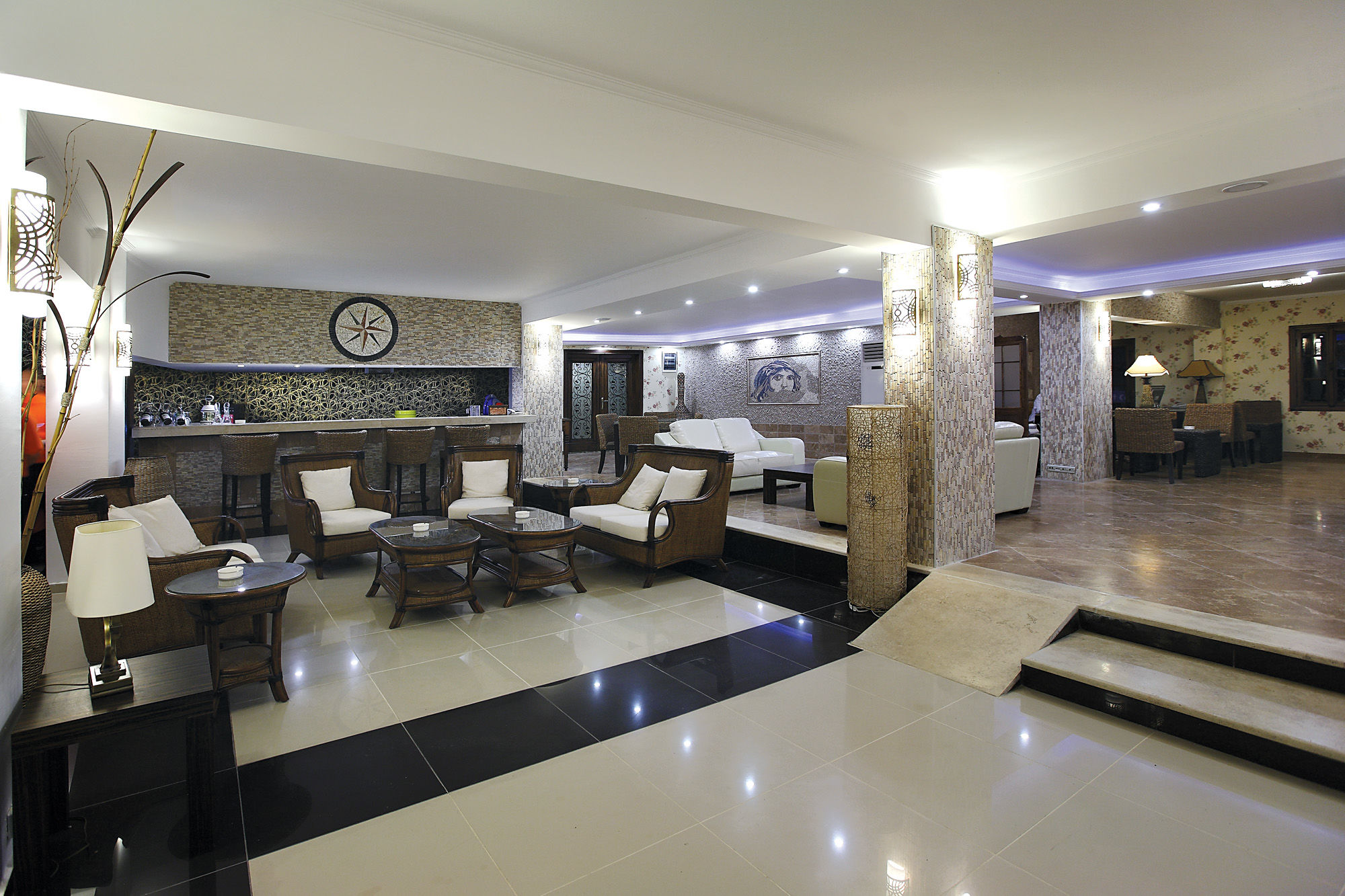 Hotel Costa Bitezhan 4*