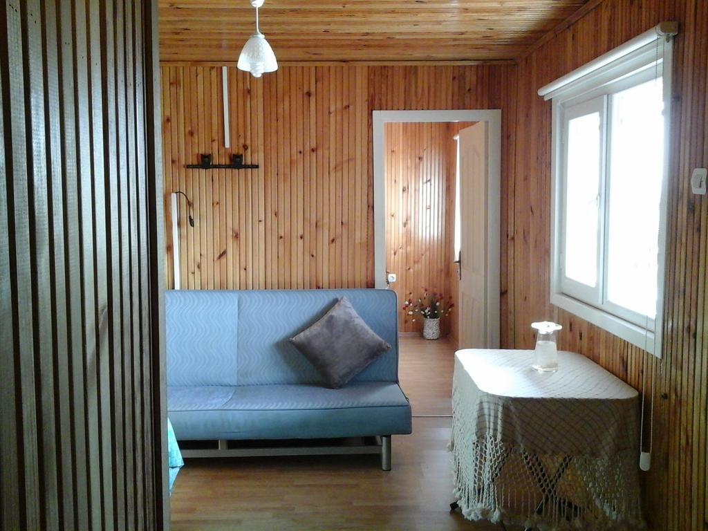 Vi̇ra Bungalow *
