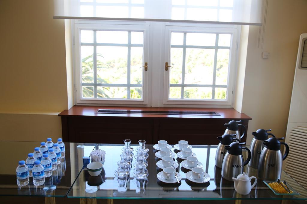 Hotel Merit Halki Palace