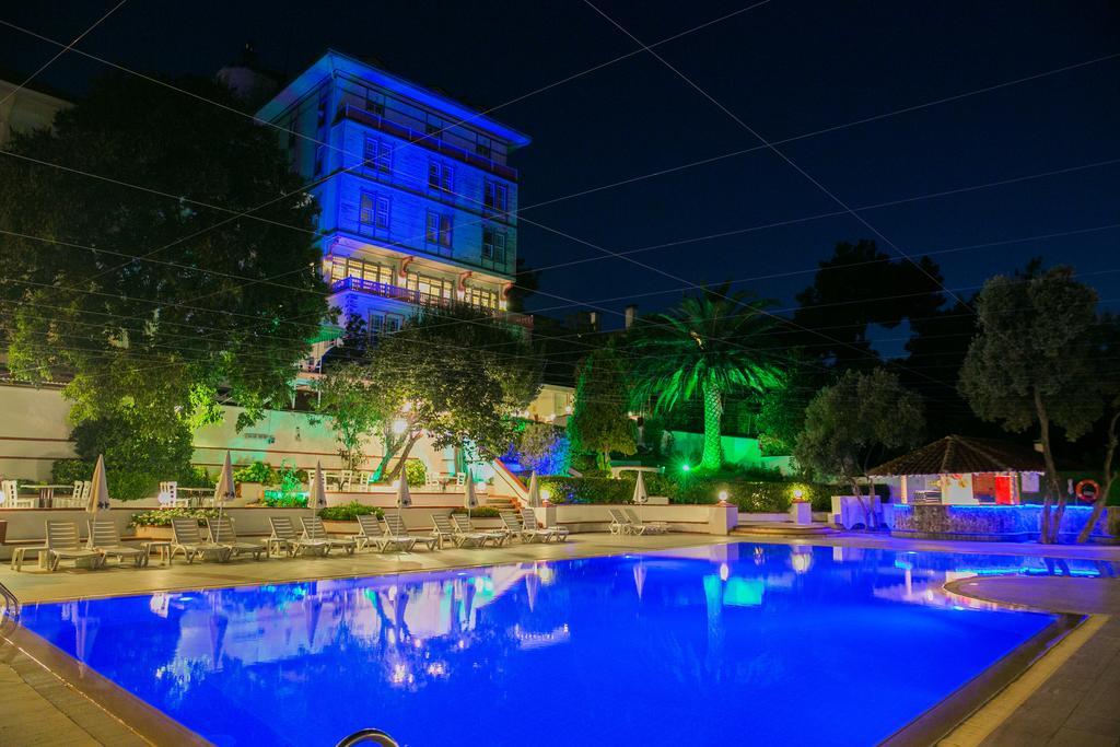 Merit Halki Palace 4* Heybeliada