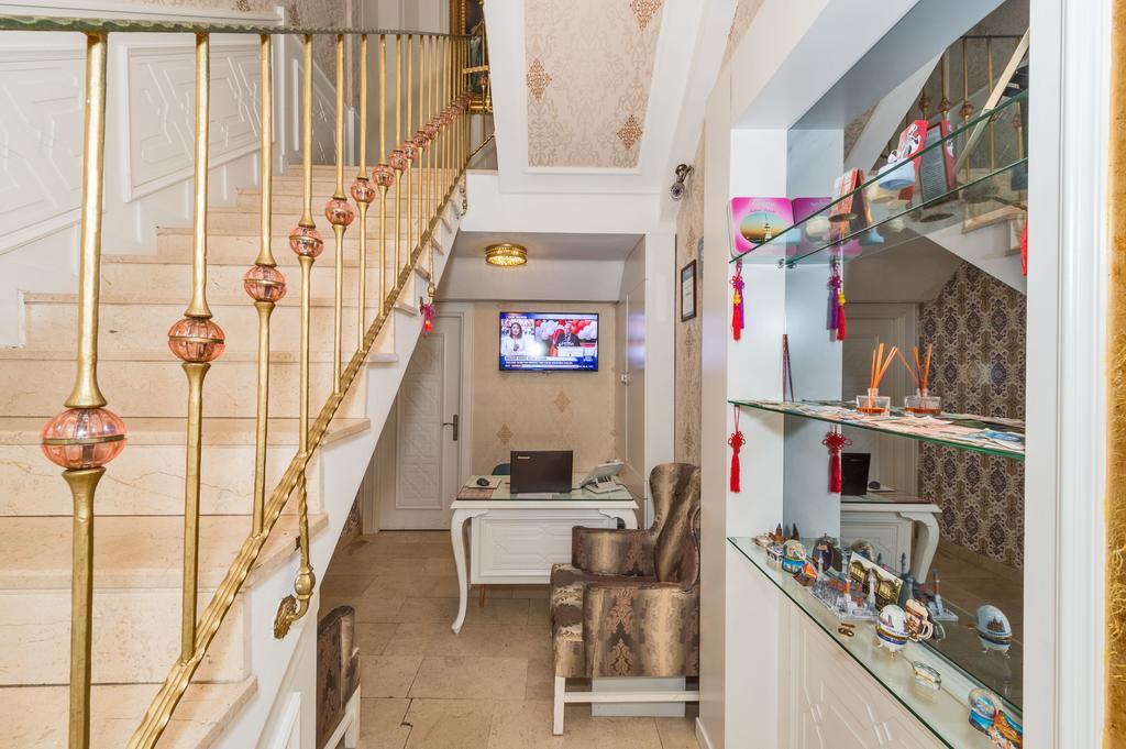 Hotel The Empress Theodora 3*