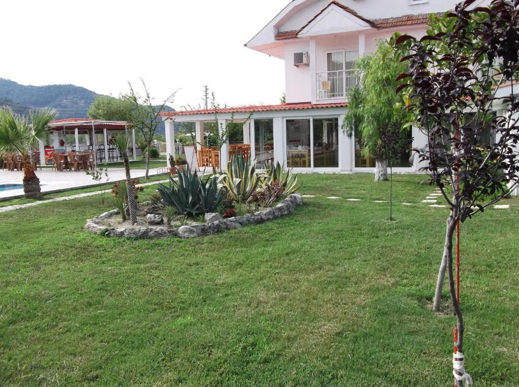 Yavuz Hotel 3*