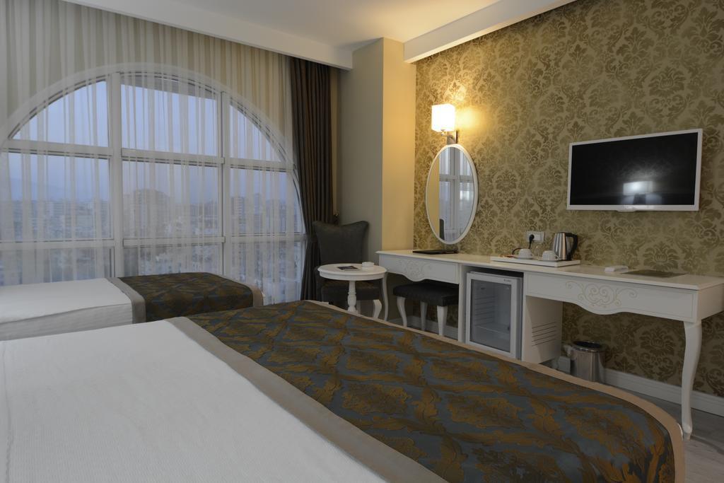 Navona Hotel 4*
