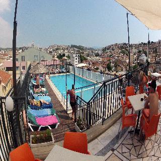 Hotel Surtel 3*